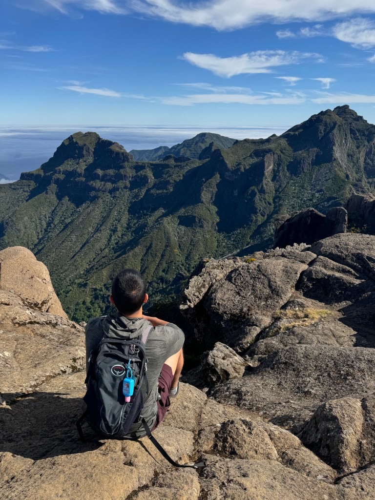 Pico Grande Hike: Rewarding hike offering spectacular views over the valley.