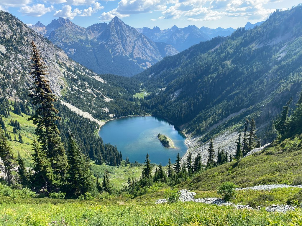 Sauk Mountain Trail in North Cascades National Park
